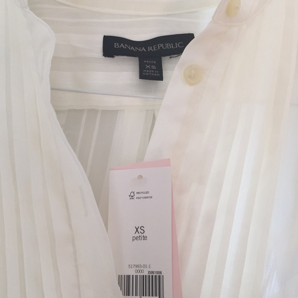 Banana sheer blouse w tank insert - Picture 2 of 6